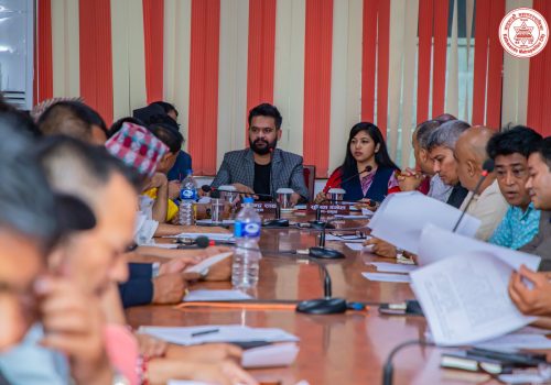 चार महिनादेखि कार्यपालिका बैठक बसेन, काठमाडौं महानगर अनिर्णयको बन्दी