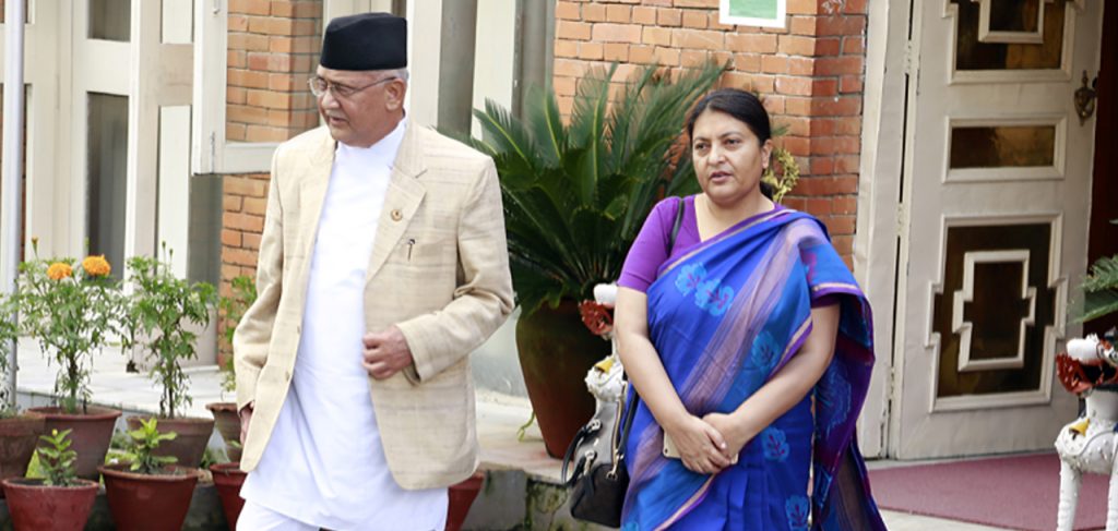 ओली र भण्डारीबीच डेढ घण्टा लामो संवाद
