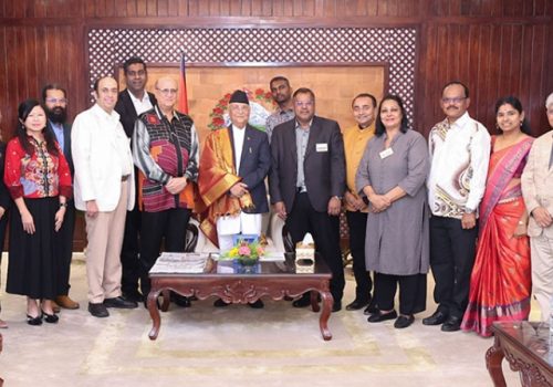 नेपालमा लगानीको सम्भावनाबारे मलेसियन व्यवसायी र प्रधानमन्त्री ओलीबीच छलफल