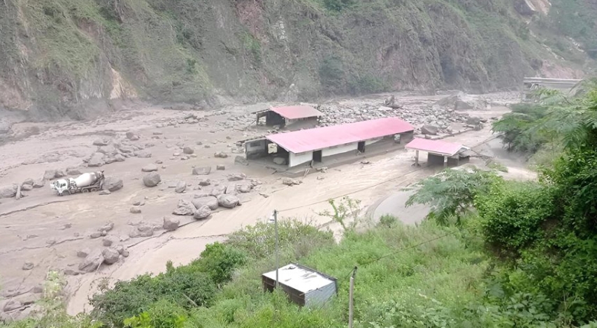 रसुवाको टिमुरे सुक्खा बन्दरगाहमा बाढीको ठूलो प्रकोप, १४ कामदार बेपत्ता