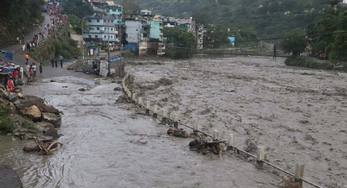 आज ३० जिल्लामा बाढीको जोखिम, २५ जिल्लामा पहेँलो सतर्कता जारी