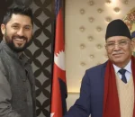 प्रचण्ड नख्खु कारागार रवि लामिछानेसँग भेट्न जाँदै
