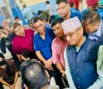 वीरगन्जमा गृहमन्त्री लेखकले लिए हैजा बिरामीको स्वास्थ्यबारे जानकारी