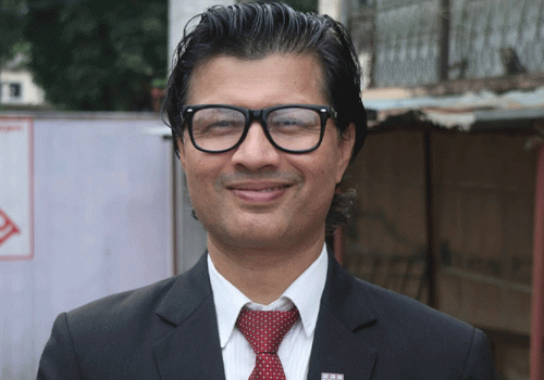 रास्वपाले उम्मेदवार घोषणा गरेलगत्तै थापाले पत्रकार सम्मेलन गर्दै