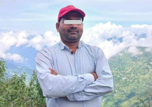 उदयपुरमा अनुदानको मल लुकाउने व्यापारी पक्राउ, किसानलाई वितरण सुरु