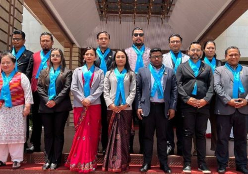 रास्वपाले पूर्वसांसदलाई पासपोर्ट र परिचयपत्र बुझाउन निर्देशन