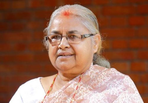 प्रधानमन्त्री सुशीला कार्की घाइते आन्दोलनकारीलाई भेट्न अस्पतालतर्फ