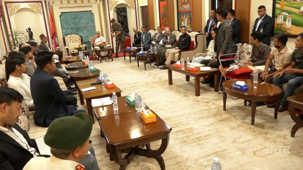 ‘के-को एनजिओ?’ भन्दै उठिन् प्रधानमन्त्री कार्की, जेनजीसँगको बैठक तात्यो!