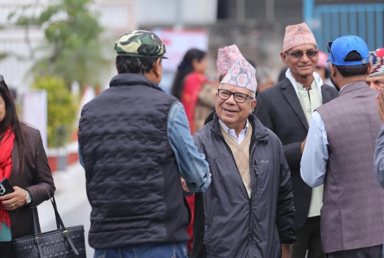Screenshot_2025-10-29-12-09-57-41_f598e1360c96b5a5aa16536c303cff92 पूर्वप्रधानमन्त्री माधव नेपाललाई सुरक्षा फिर्ता, पार्टी बैठकमा पुगे एक्लै