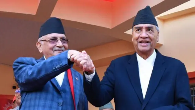 विघटन विवाद : एमालेको कानुनी लडाइँ पक्का, कांग्रेस दुई धारमा