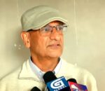 घर र आमा दुवै गुमाएको पीडा आयोगसमक्ष पोख्दै रमेश लेखक