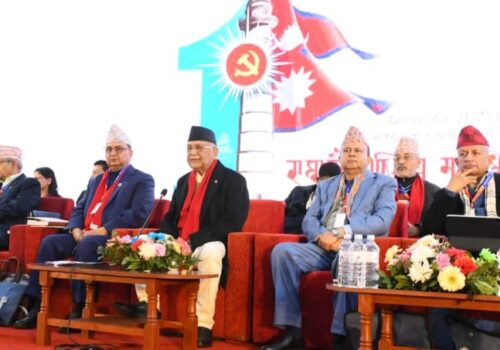 ओलीको आन्तरिक असन्तुष्टि पोखरेलप्रति लक्षित, बन्दसत्रअघि केन्द्रीय समिति बैठकमा कटाक्ष