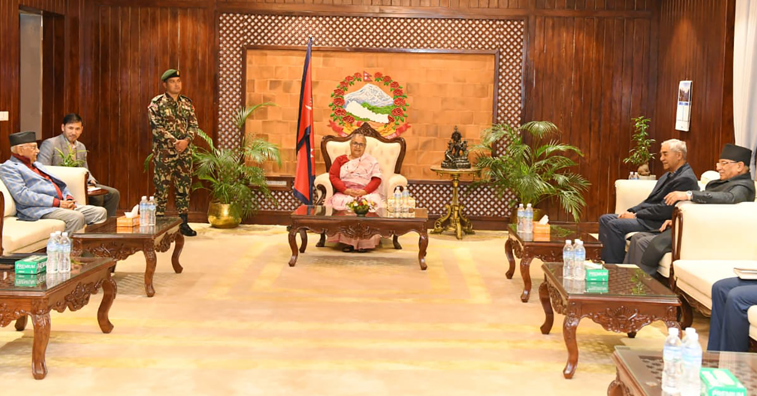 चुनाव सफल पार्न प्रधानमन्त्री कार्कीको शीर्ष नेताहरूसँग छलफल, कार्कीले भनिन् ‘यो घर तपाईंहरूकै हो’