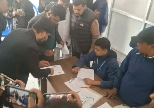 झापामा बाजागाजासहित बालेनको मनोनयन दर्ता