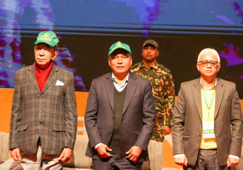 ५ सयभन्दा बढी नेता–कार्यकर्ता उज्यालो नेपाल पार्टीमा समाहित