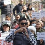 भाषा पास, भविष्य अड्कियो: कोरिया जान नपाएपछि माइतीघरमा प्रदर्शन