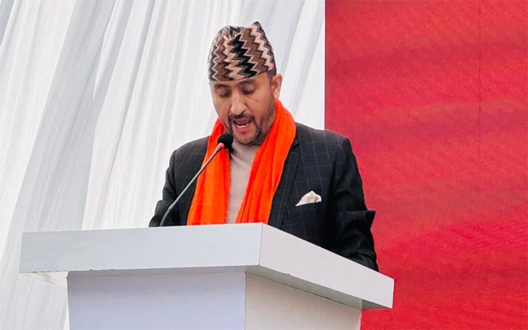 सञ्चारमन्त्री खरेल: निर्वाचनमा उम्मेदवारीबारे कुनै निर्णय भएको छैन