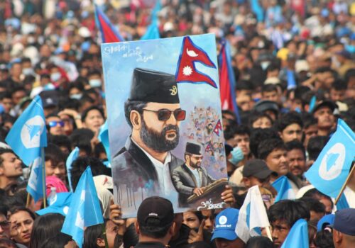 चितवनको सभामा बालेनको रोचक प्रश्न : ‘सबै छानामा निलो जस्ता किन?’