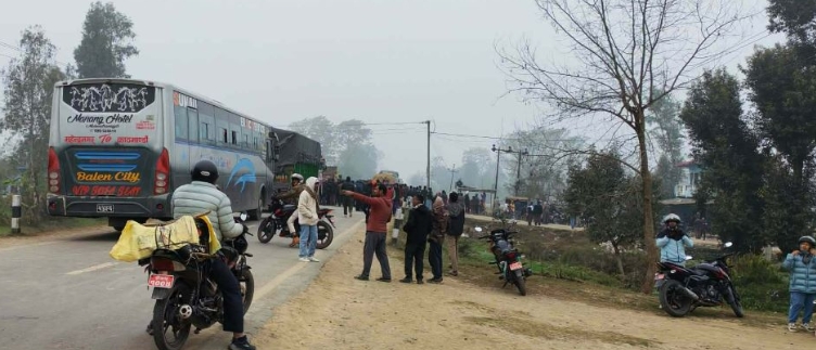 कैलालीमा ट्रकको ठक्करले १५ वर्षीय किशोरको ज्यान गयो