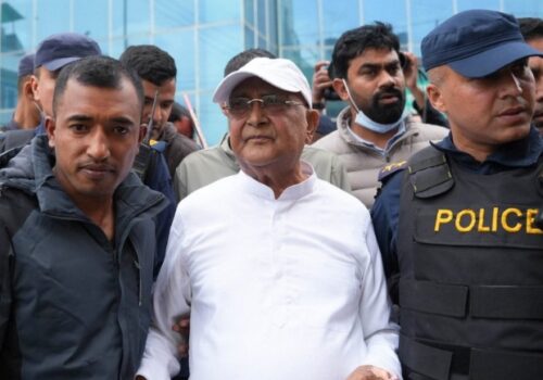 केपी शर्मा ओली लाई थुनाबाहिर राखेर अनुसन्धान गर्न माग