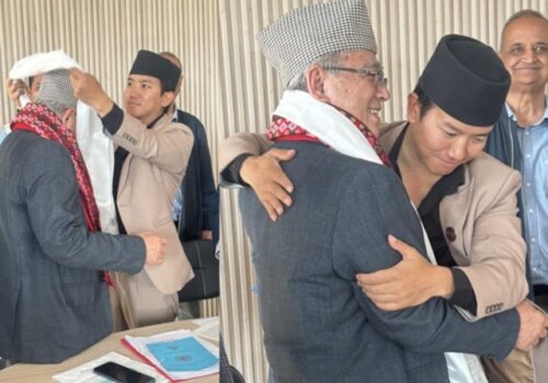 बादल निर्विरोध एमाले संसदीय दलको नेता निर्वाचित, सुहाङले दिए बधाई