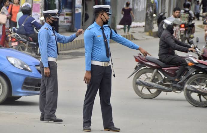 एकै दिन २ हजारभन्दा बढी सवारीचालक कारबाहीमा, २२ लाख राजस्व सङ्कलन
