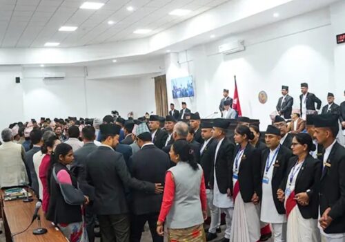 विपक्षीको अवरोधपछि प्रतिनिधिसभा बैठक जेठ २५ सम्म स्थगित