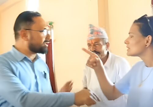 सार्वजनिक कार्यक्रममा वडाध्यक्ष–पत्रकार बीच लडाई, हात हालेपछि पत्रकार पक्राउ