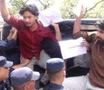 ‘नेपो बेबी मुर्दावाद’ नारासहित शिक्षामन्त्रीविरुद्ध प्रदर्शन