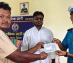 भाइरल भिडियोपछि सांसद बब्लु गुप्तालाई ट्राफिक कारबाही, ५ सय रुपैयाँ जरिबाना