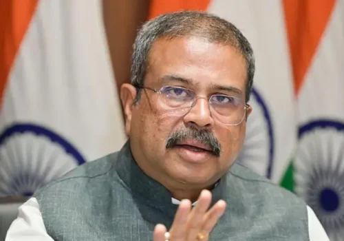 ३६ दिन लामो आन्दोलनपछि भारतीय शिक्षामन्त्री धर्मेन्द्र प्रधानको राजीनामा