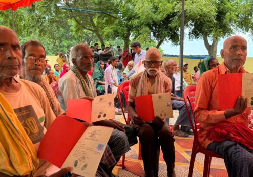 ५८ वर्षको प्रतीक्षा अन्त्य, रोहिणीका २७१ परिवारले पाए जग्गाको लालपुर्जा