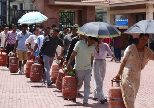 उपत्यकामा एकैदिन ६ हजार ८०२ सिलिन्डर ग्यास बिक्री, आइतबार थप सात स्थानबाट वितरण हुने
