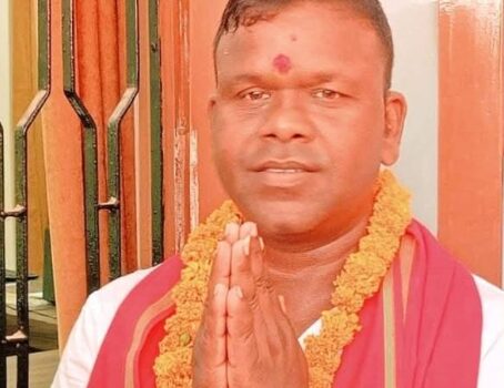 धनुषा ग्यास बिक्रेता संघका अध्यक्षको स्टोरमा प्रहरीको छापा, विभिन्न ब्रान्डका १३१ सिलिन्डर फेला
